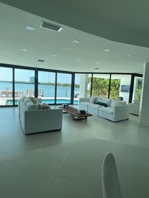 Interior, Living room, Recessed Lighting, Water