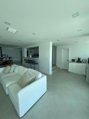 Dining room, Interior, Living room, Recessed Lighting