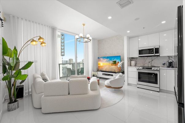 Chandelier, Interior, Kitchen, Living room, Marble Walls, Recessed Lighting, Stainless Steel Appliances