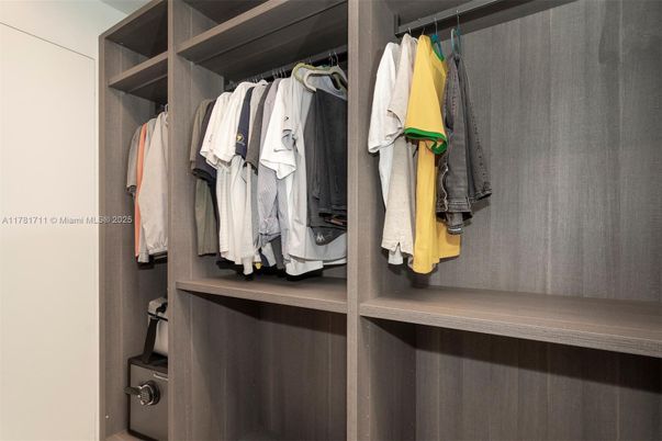 Interior, Walk-in Closets