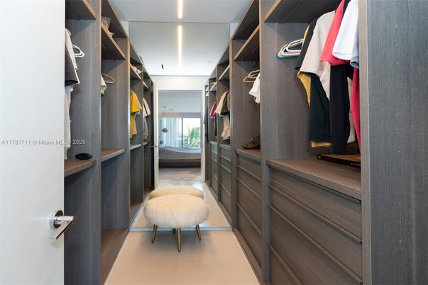 Interior, Recessed Lighting, Walk-in Closets