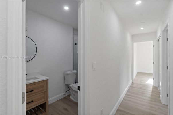 Bathroom, Interior, Recessed Lighting, Wood Texture Flooring