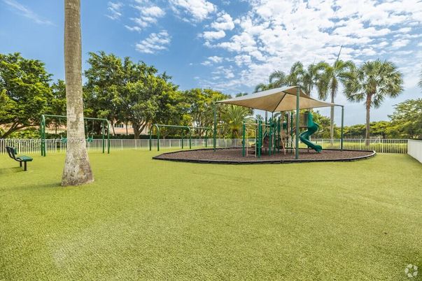 Backyard, Exterior, Playground