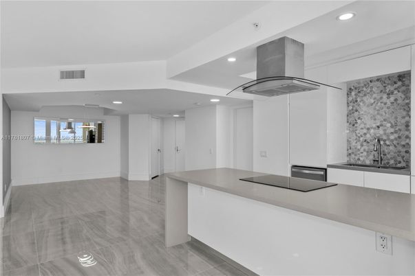 Interior, Kitchen, Pendant Lights, Recessed Lighting