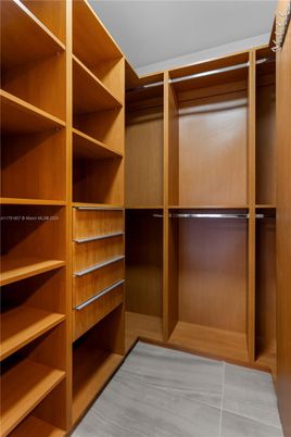 Interior, Walk-in Closets