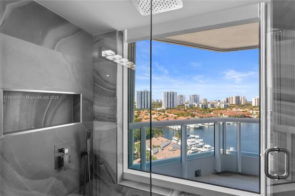 Water, Interior, Other, Skyline