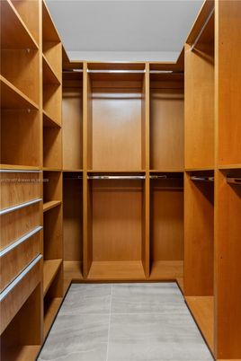 Interior, Walk-in Closets