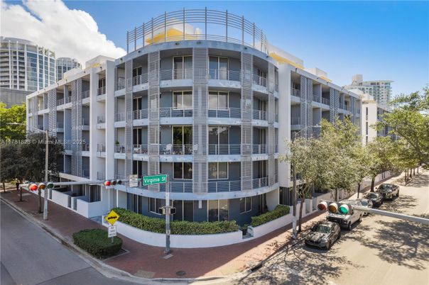 Exterior, Facade, Condo Building