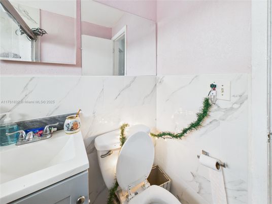 Bathroom, Interior, Marble Walls