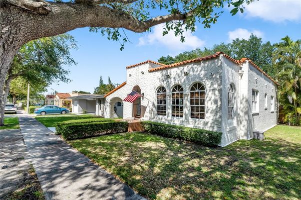Backyard, Exterior, Facade, Spanish Mediterranean