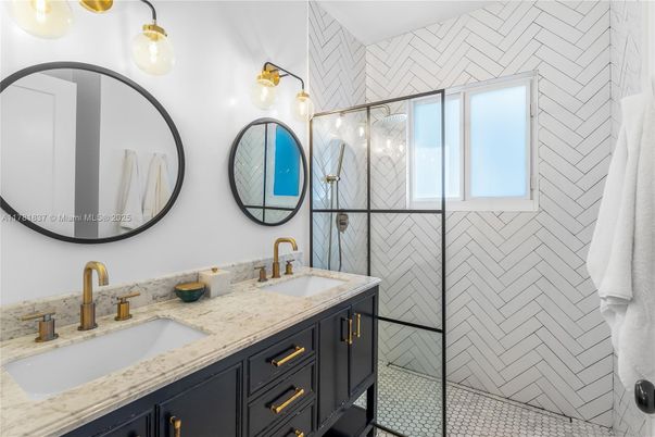 Bathroom, Dual Sink Vanities, Glass Shower, Interior