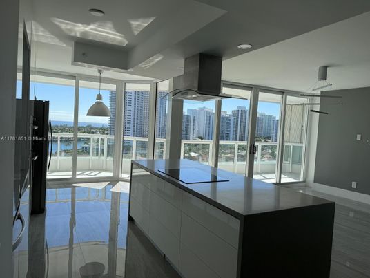 Interior, Kitchen, Pendant Lights, Recessed Lighting, Water, Wood Texture Flooring