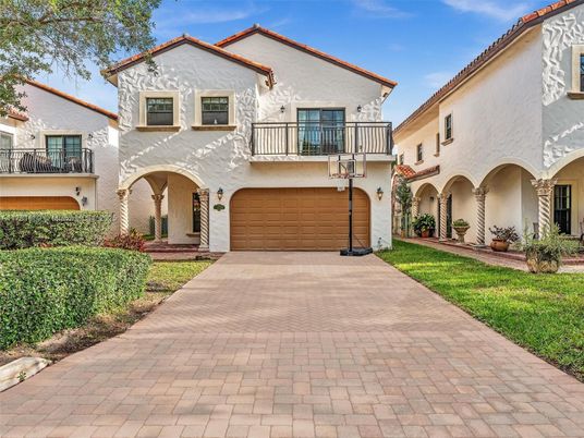 Attached, Exterior, Facade, Spanish Mediterranean