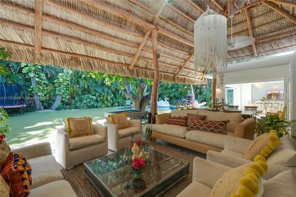 Interior, Living room, Wooden Ceilings