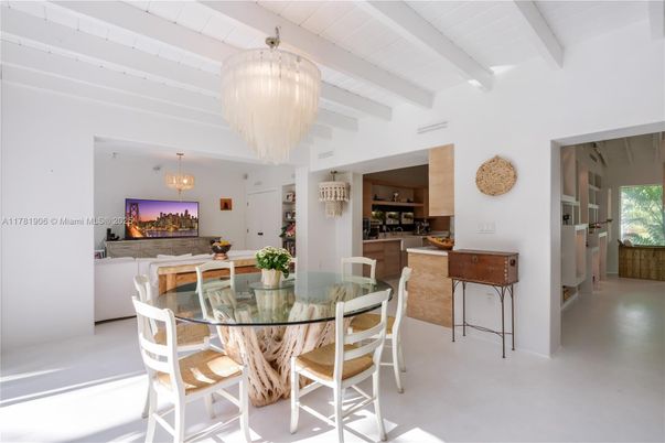 Chandelier, Dining room, Fireplace, Interior