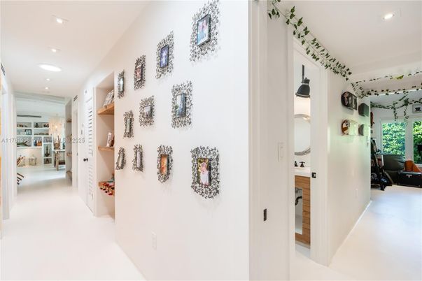 Interior, Recessed Lighting
