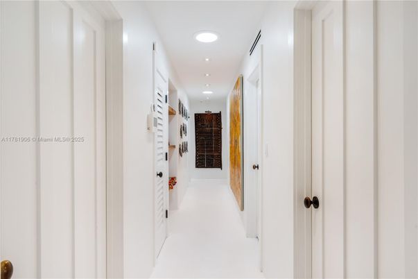 Interior, Recessed Lighting
