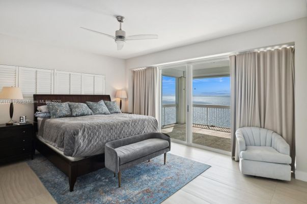 Bedroom, Interior, Water, Wood Texture Flooring