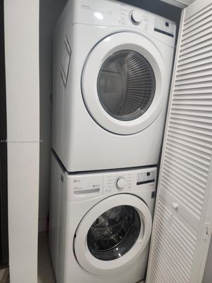 Interior, Utility Closets, Washer