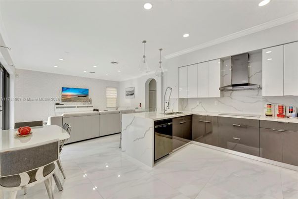 Interior, Kitchen, Living room, Marble, Marble Walls, Pendant Lights, Recessed Lighting, Stainless Steel Appliances
