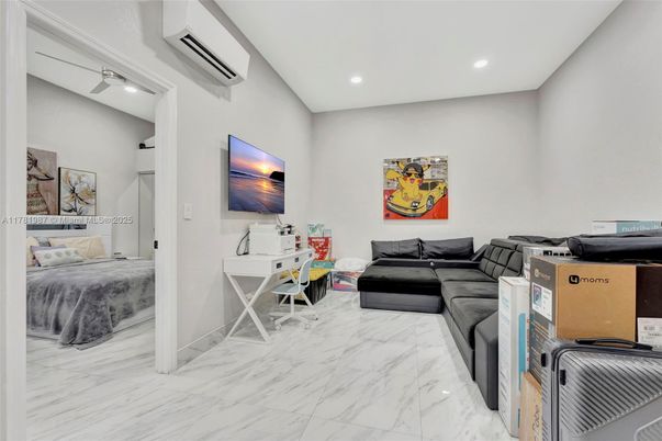 Bedroom, Interior, Living room, Marble, Recessed Lighting