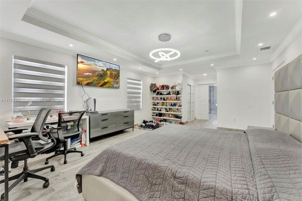 Bedroom, Home Office, Interior, Recessed Lighting