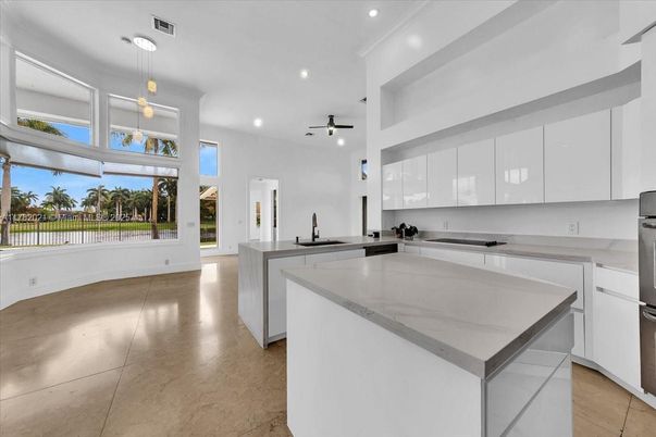 Interior, Kitchen, Pendant Lights, Recessed Lighting