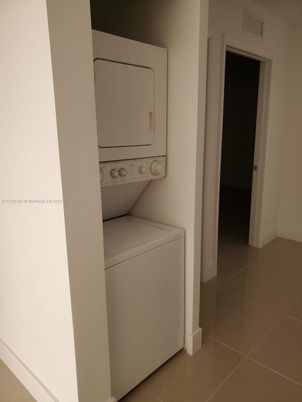 Interior, Utility Closets, Washer