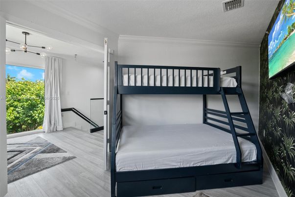 Bedroom, Interior, Pendant Lights, Wood Texture Flooring