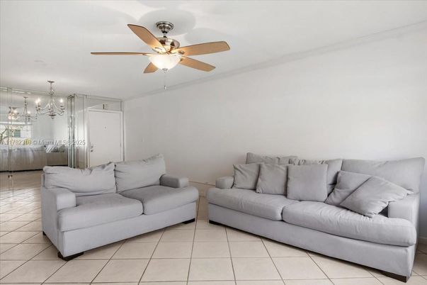 Interior, Living room, Pendant Lights
