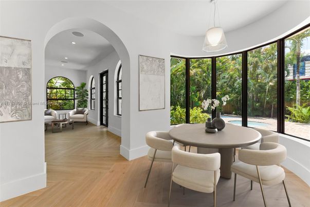 Dining room, Interior, Pendant Lights, Recessed Lighting, Wood Texture Flooring