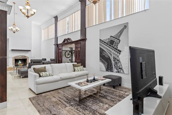 Chandelier, Fireplace, Interior, Living room