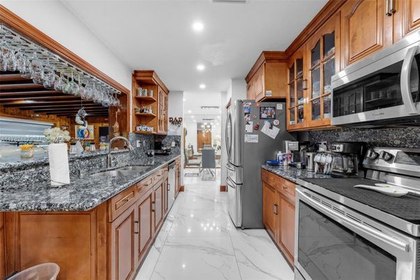 Interior, Kitchen, Marble, Recessed Lighting, Stainless Steel Appliances
