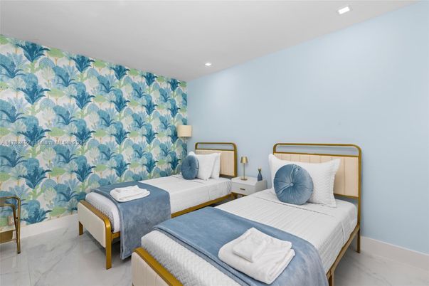 Bedroom, Interior, Marble, Recessed Lighting