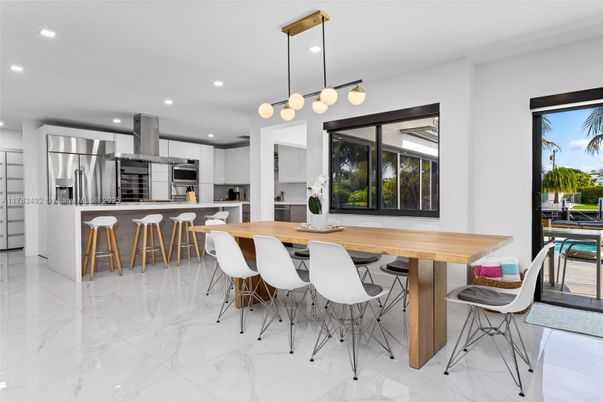 Dining room, Interior, Kitchen, Marble, Pendant Lights, Recessed Lighting, Stainless Steel Appliances
