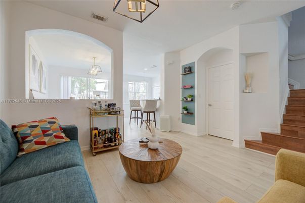 Interior, Recessed Lighting, Wood Texture Flooring