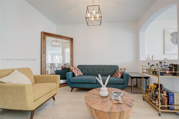 Interior, Living room, Pendant Lights, Wood Texture Flooring
