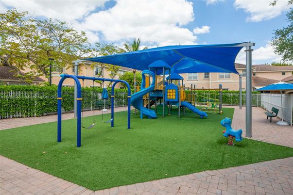 Backyard, Exterior, Playground