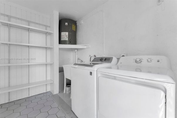 Interior, Washer