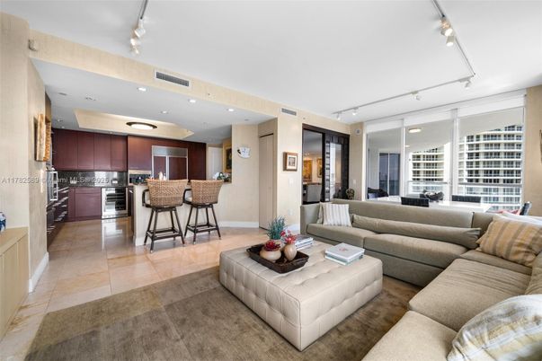 Interior, Kitchen, Living room, Recessed Lighting, Stainless Steel Appliances