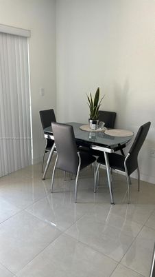 Dining room, Interior