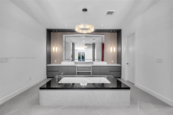 Bathroom, Chandelier, Dual Sink Vanities, Interior, Pendant Lights, Recessed Lighting