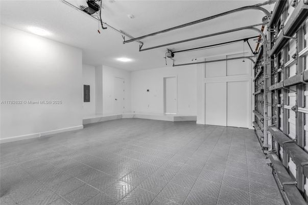 Garage, Interior, Recessed Lighting