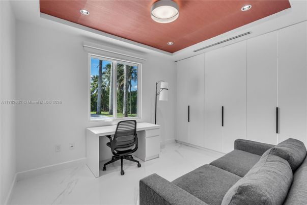 Home Office, Interior, Marble, Recessed Lighting