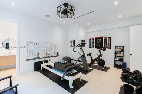 Fitness Equipment, Interior, Recessed Lighting