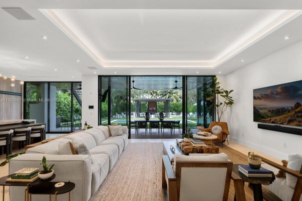 Dining room, Interior, Living room, Recessed Lighting