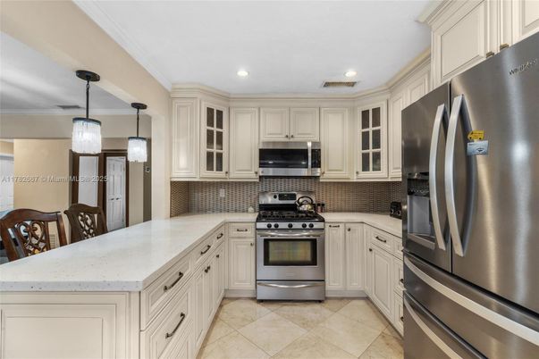 Interior, Kitchen, Pendant Lights, Recessed Lighting, Stainless Steel Appliances