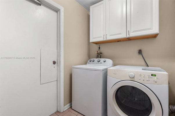 Interior, Utility Closets, Washer