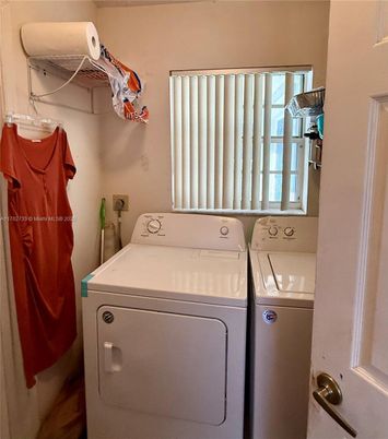 Interior, Utility Closets, Washer