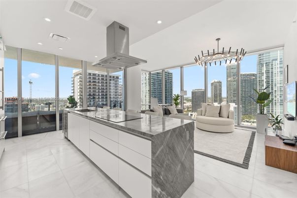 Interior, Kitchen, Living room, Pendant Lights, Recessed Lighting, Stainless Steel Appliances